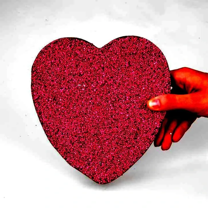 Everfresh Heart Speckle Red 150g