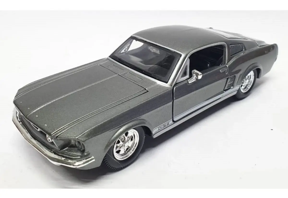 Maisto 1967 Ford Mustang GT 1:24